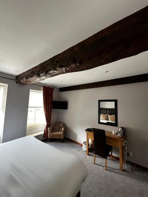 The Ilchester Arms Hotel, Ilchester Somerset Exterior foto