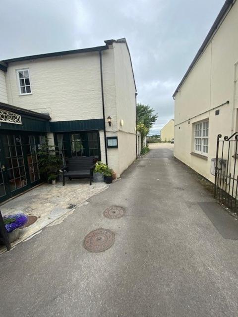 The Ilchester Arms Hotel, Ilchester Somerset Exterior foto